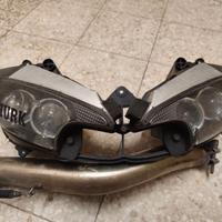 Yamaha YZF R6 2005 fari anteriori