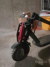 Monopattino elettrico Xiaomi ElectricScooter pro2