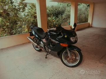Suzuki GSX 750 F