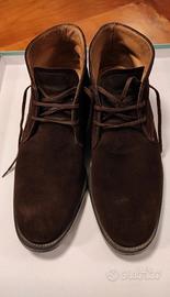 scarpe Tod's in pelle scamosciata.