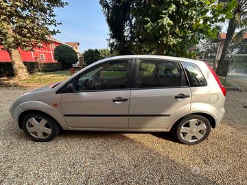 Ford fiesta 1.4. 16 v
