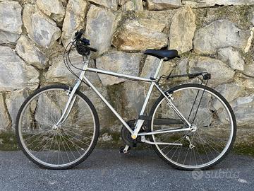 Bicicletta da città con cambio