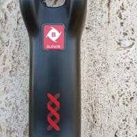 attacco manubrio in carbonio XXX Bontrager