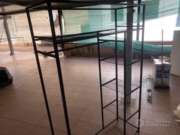 Armadio Aperto in Metallo Nero Stile Industrial