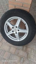 Gomme invernali 215/65/16 compresi cerchi in lega