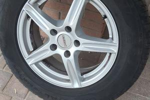 Gomme invernali 215/65/16 compresi cerchi in lega