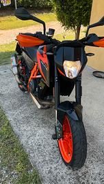 Ktm 690duke-r