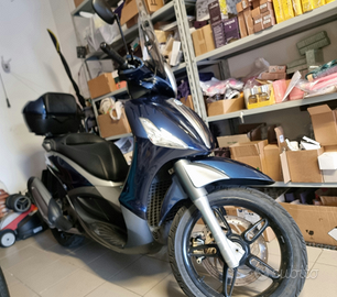 Piaggio beverly sport touring 2013