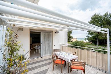 Ampio trilocale nel centro di vasto marina rif. 12