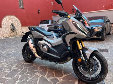 X ADV 750 come nuovo