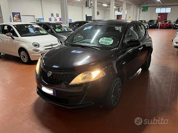 Lancia Ypsilon 1.0 FireFly 5 porte S&S Hybrid...