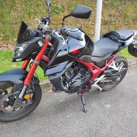 Honda Hornet 750