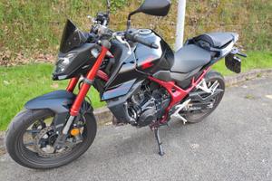 Honda Hornet 750