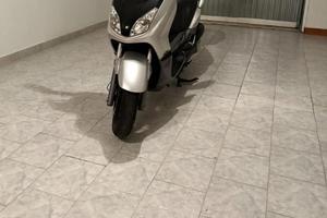 Yamaha X-Max 250 - 30.000km