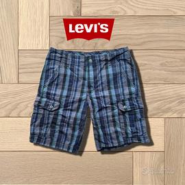 Pantaloni levis