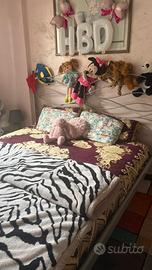 Letto matrimoniale e materasso
