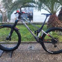 Mondraker Superfoxy R