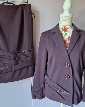 Tailleur color prugna made in Italy