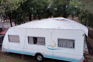 Roulotte Eiffeland con veranda Conver