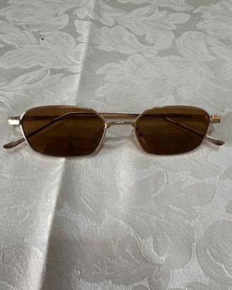 Occhiali da sole con asta oro