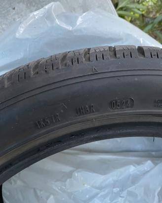 Treno gomme invernali Dunlop winter sport