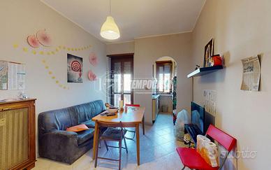 3 LOCALI! BUONE CONDIZIONI! ZONA COMODA AI SERVIZI