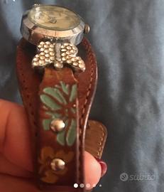Orologio Fossil con farfalla brillantini