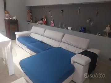 Divano 3 posti con penisola