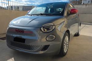 500e 23 kWh versione Red