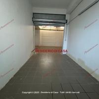 Garage, Cruillas - San Giovanni Apostolo, Palermo.