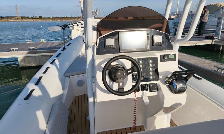 Tiger Marine 850 Sport Fishing