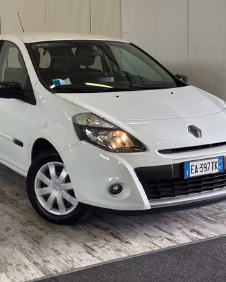 Renault Clio 1.2 Benzina 16V 5 porte Luxe Ok Neopa