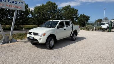 MITSUBISHI L200 2008