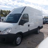 Iveco daily 35s11 anno 2010 furgone motore multij