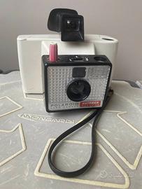 MACCHINA FOTOGRAFICA D'EPOCA POLAROID SWINGER 20