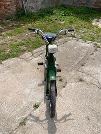 Ciao arcobaleno con documenti