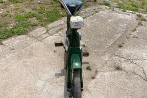 Ciao arcobaleno con documenti