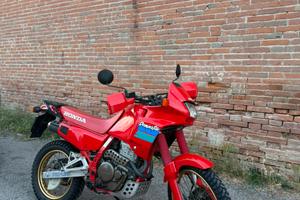 Honda nx 650 Dominator