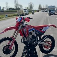 Crf 450 r enduro marzo 2025
