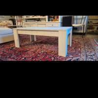 tavolino in legno noce nodoso