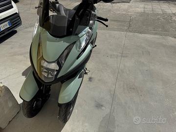 moto Yamaha tricity 125