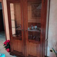 Vetrina classica legno massello noce (210x136)