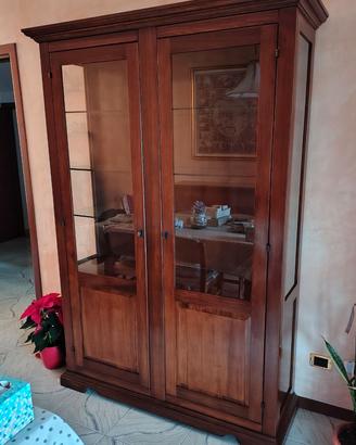 Vetrina classica legno massello noce (210x136)