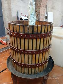 Attrezzature per la vinificazione