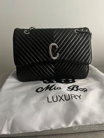 Mia Bag in Pelle Nera