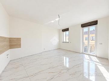 3 LOCALI A TRECATE