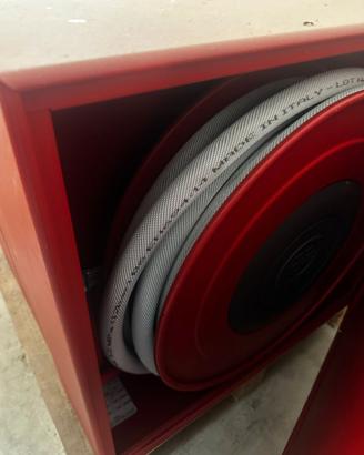 Cassette antincendio con naspo 25 metri e lancia