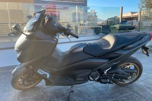 Yamaha T Max 560