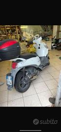 scooter Aprilia Scarabeo 300 S