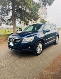 Volkswagen Tiguan 2.0 16V TDI DPF Sport & Style (1